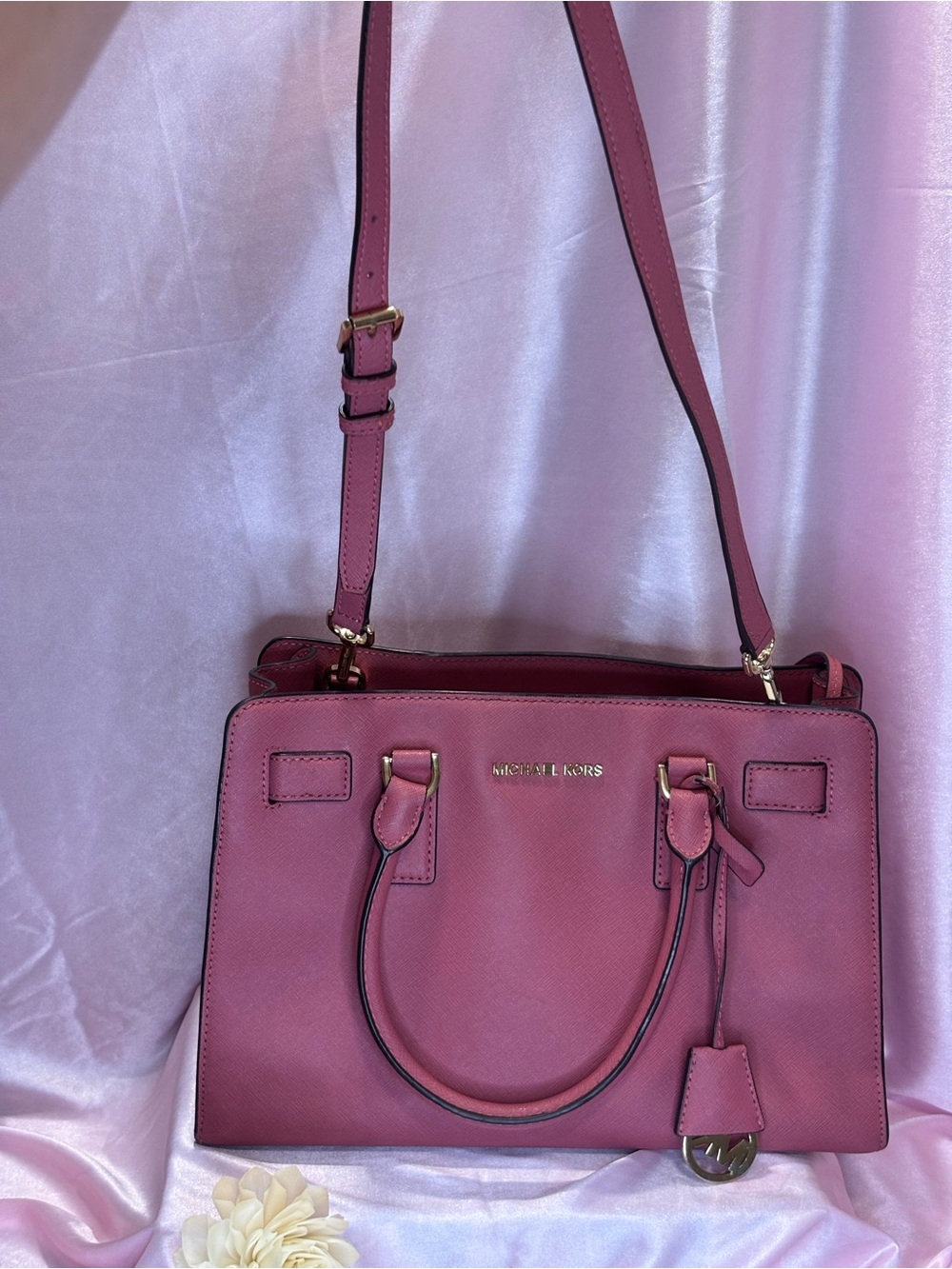 Michael Kors Rose Pink Saffiano Leather Satchel with Gold Hardware - Picture 5 of 10